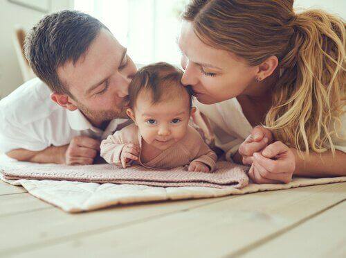 Vikten av prenatal psykologi och familjen