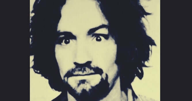 Porträttbild av Charles Manson