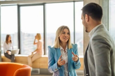 Gester i kommunikationen