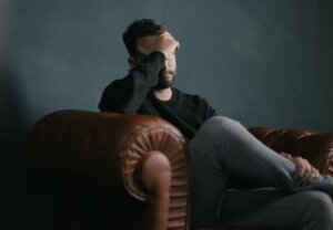 Patologisk oro – symptom och behandlingar