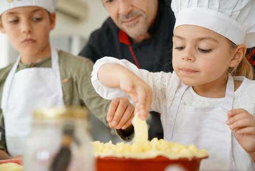 Förklara frid för barn genom matlagning