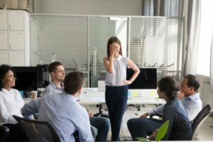 Dilbertprincipen: företag befordrar inkompetenta anställda