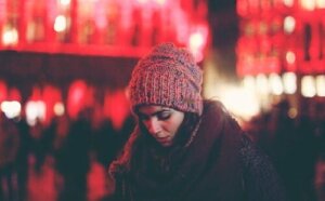 Varför är det de jag älskar som sårar mig?