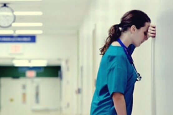 Många vårdgivare arbetar under påfrestande förhållanden