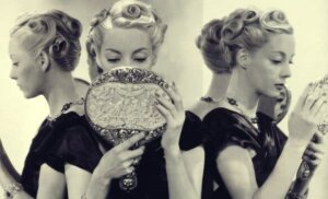 Fem orsaker till narcissistisk personlighetsstörning