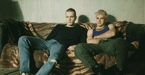 Scen från filmen Trainspotting med Renton och Sickboy