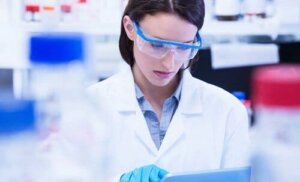 Strävan att lyfta fram kvinnor och flickor i vetenskapen