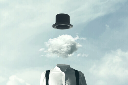 En man med ett moln som ett huvud