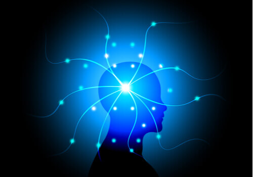 En siluett med ljusslingor som sträcker sig från hjärnan