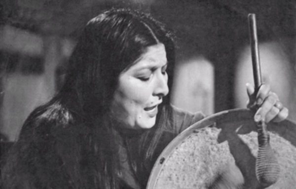 Mot slutet av sitt liv experimenterade folksångerskan Mercedes Sosa med rockmusik