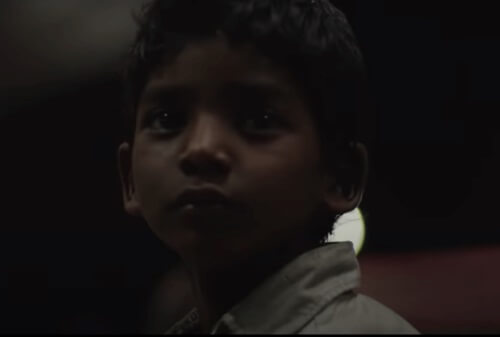 Saroo Brierleys adoption av en australisk familj