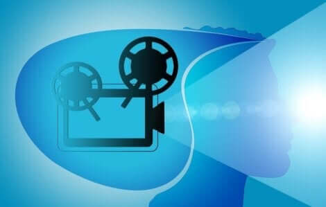 En tecknad projektor inom ett huvud