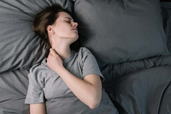 Hur kronisk smärta och sömn inverkar på varandra