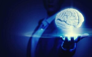 Fenomenet telekinesi: pseudovetenskap eller parapsykologisk förmåga?