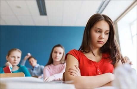 Affektiv mångfald i klassrummet kan hjälpa sorgsna barn att känna sig inkluderade: En blid på en ledsen flicka; eller är det?