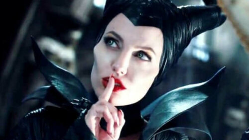 En scen med Maleficent