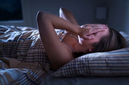 Nattstress, varför känner du dig så orolig på natten?