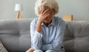 Könsvåld hos äldre: vad kan man göra åt det?