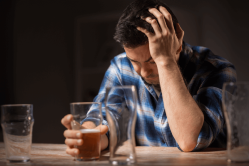 Drunkorexia: Vad det är och dess konsekvenser
