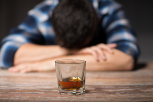 Att skingra några av myterna kring alkohol och cannabis