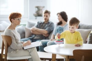 Barnterapi: Att hjälpa barn genom lek