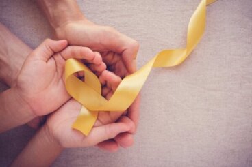 Hur berättar jag för mitt barn att det har cancer?